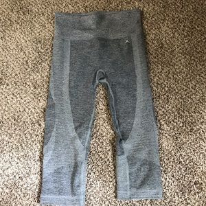 Danskin High Waisted Workout Capris